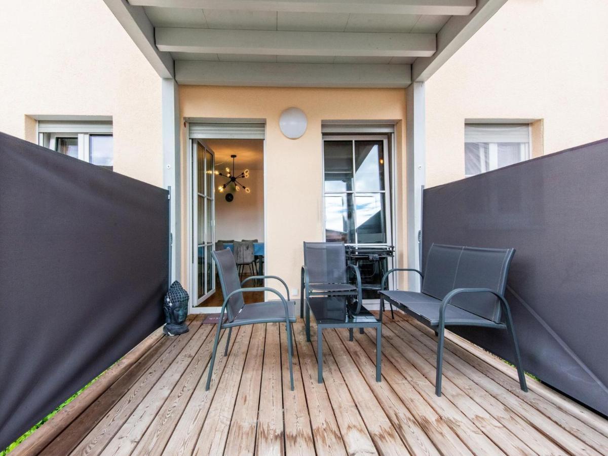Apartment With Terrace In An Ideal Location Haunsheim Extérieur photo