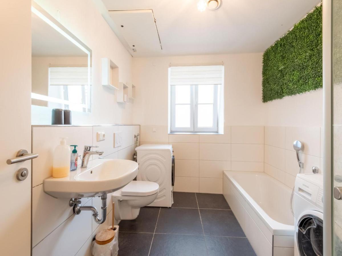 Apartment With Terrace In An Ideal Location Haunsheim Extérieur photo